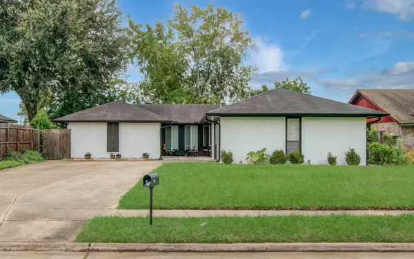 1327 Fallbrook Drive, Houston, TX 77038