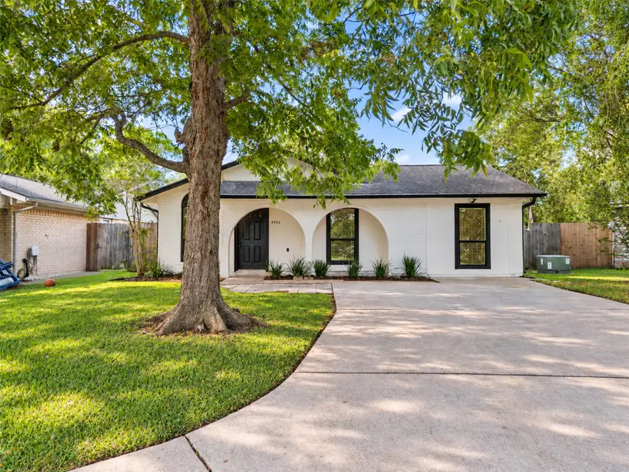 4926 Dollar Reef Drive, Bacliff, TX 77518 - #2