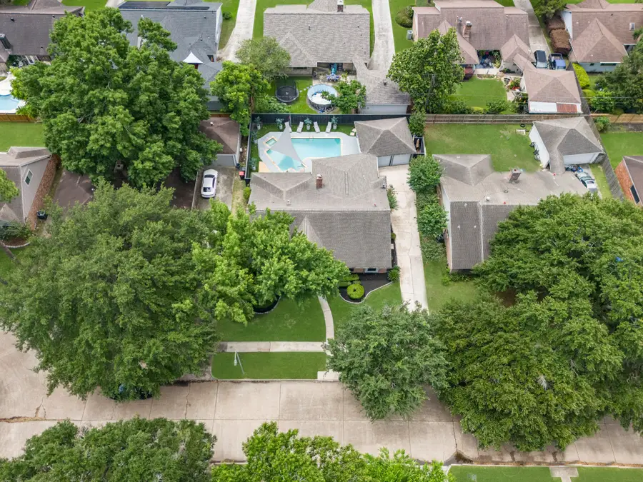 8215 Braes Meadow Drive, Houston, TX 77071 - #2