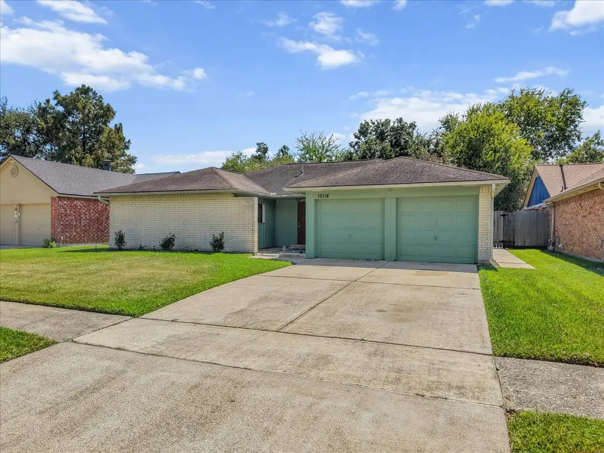 10114 Roseberry Drive, La Porte, TX 77571 - #1