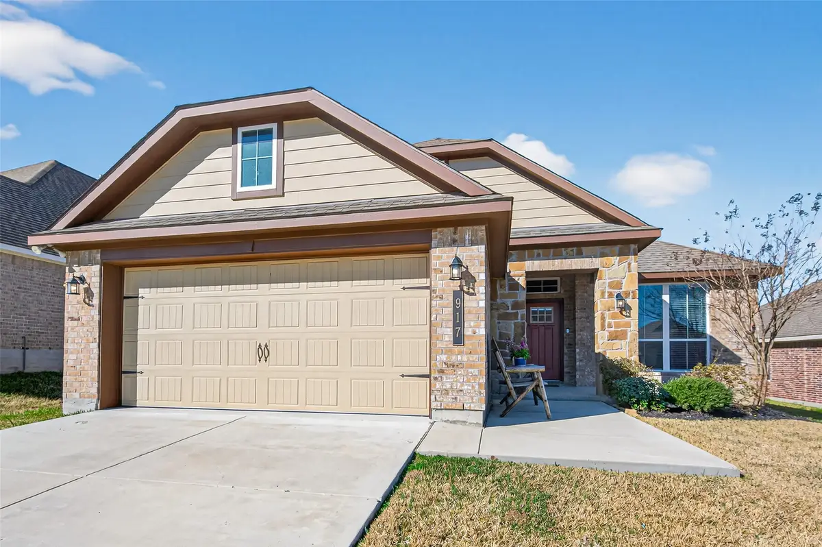 917 Farm Path, Brenham, TX 77833 - #1
