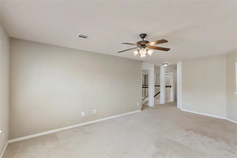 21579 Tims Harbor Dr Drive, Kingwood, TX 77339 - Image #2