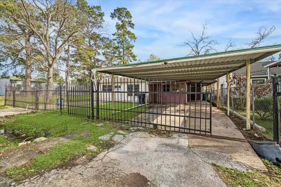 5930 Guadalupe Street, Houston, TX 77016 - #3