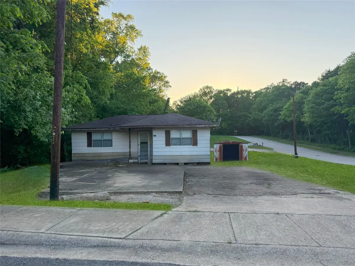 1201 El Road, Huntsville, TX 77320 - #1