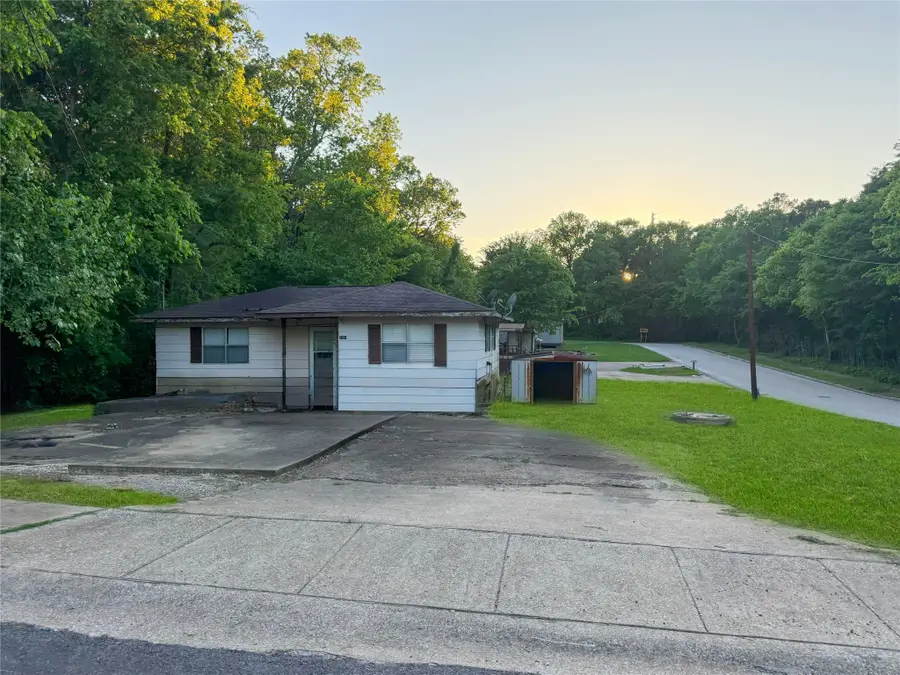 1201 El Road, Huntsville, TX 77320 - #2