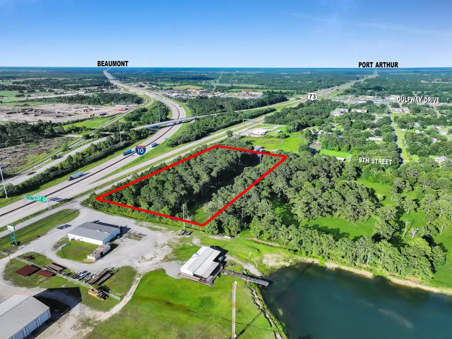 000 9th St, Winnie, TX 77665 - #2