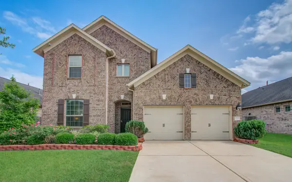 7610 River Pass Drive, Pearland, TX 77581