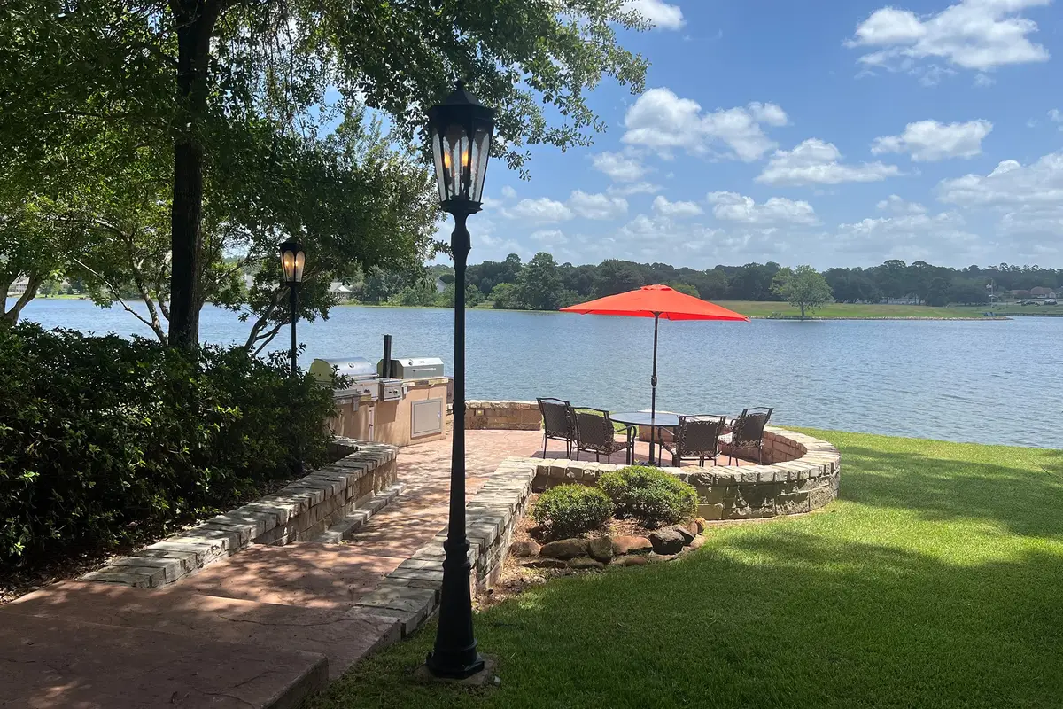 852 Overbrook Drive, Huntsville, TX 77340 - #1