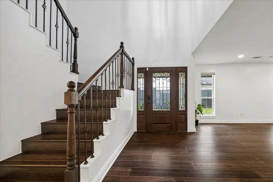 10602 Riverview Drive, Houston, TX 77042 - #2