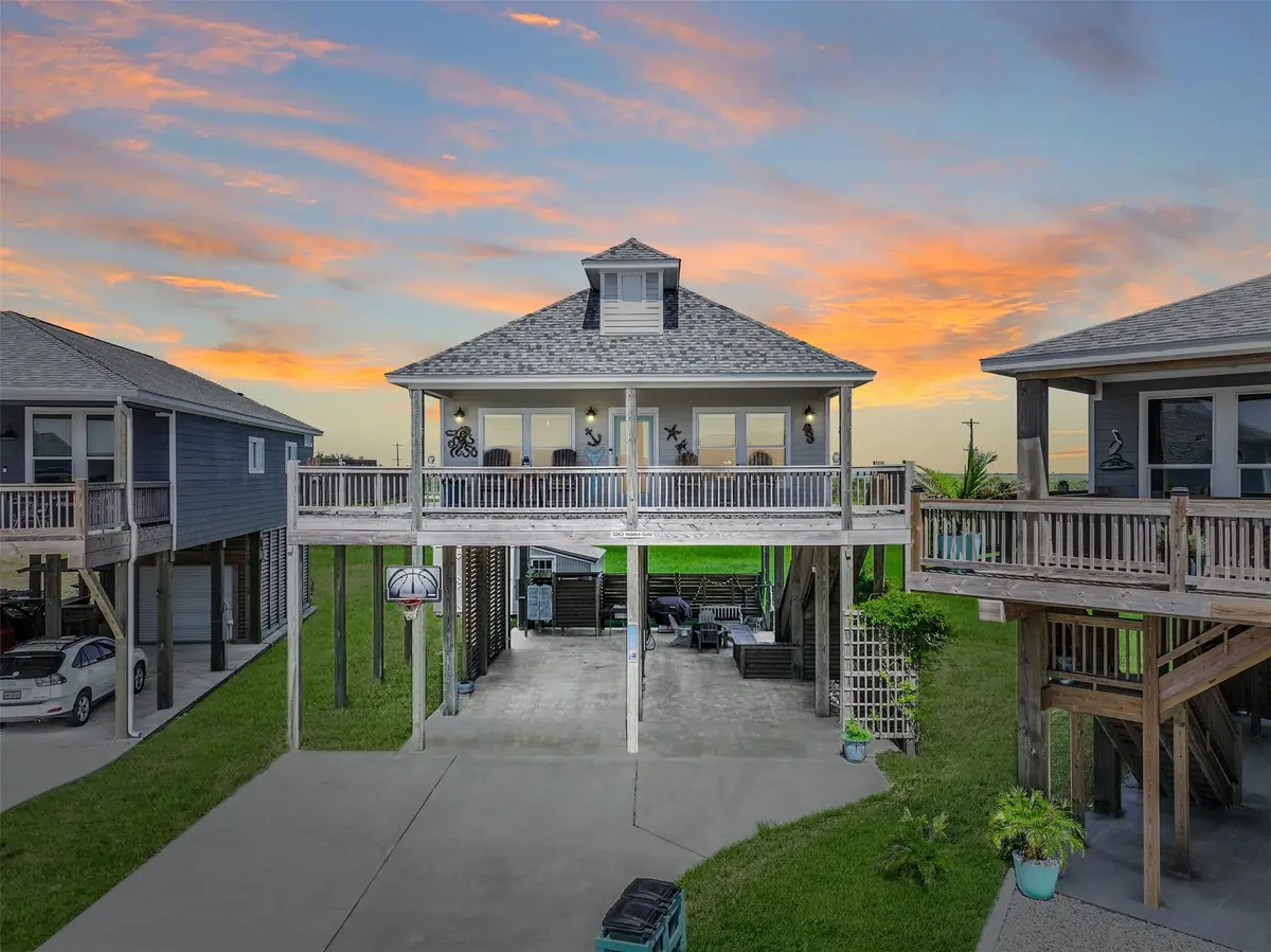 3263 Hidden Gold, Crystal Beach, TX 77650 - #1