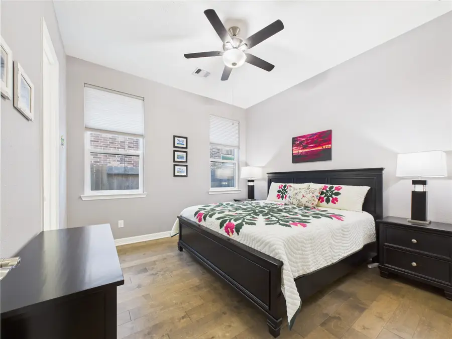 14115 Dunsmore Landing Drive, Houston, TX 77059 - Image #3