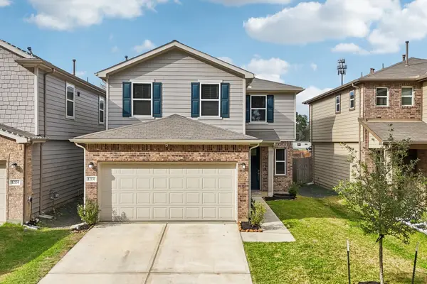 12130 Blooming Willow Drive, Tomball, TX 77377