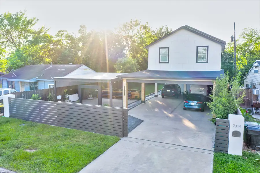 7314 Iwo Jima Road, Houston, TX 77033 - #2