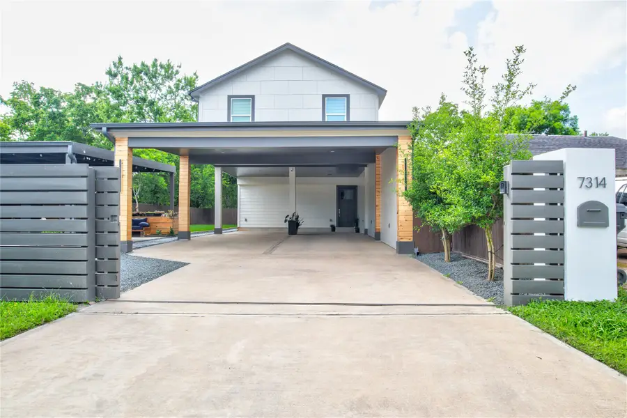 7314 Iwo Jima Road, Houston, TX 77033 - #3