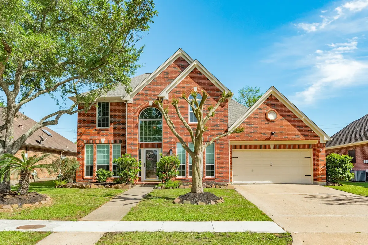 2601 Piney Woods Drive, Pearland, TX 77581 - #1