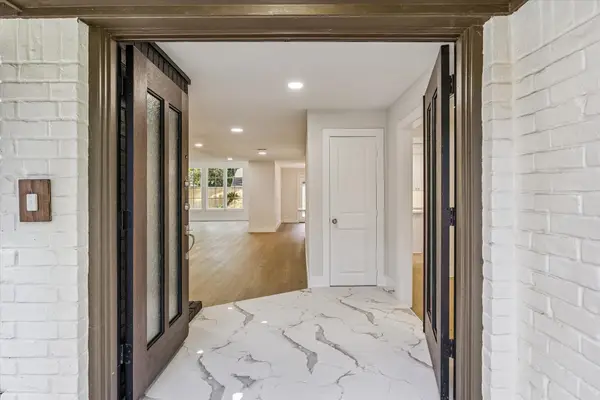 11947 Fawnview Drive, Houston, TX 77070