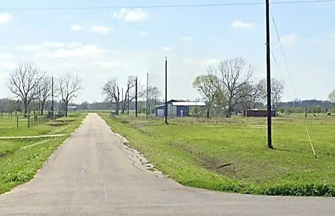 5065 Big Bend Lane, Boling, TX 77420 - Image #2