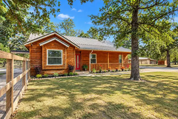 6 Pinedale Subdivision Road, Huntsville, TX 77320