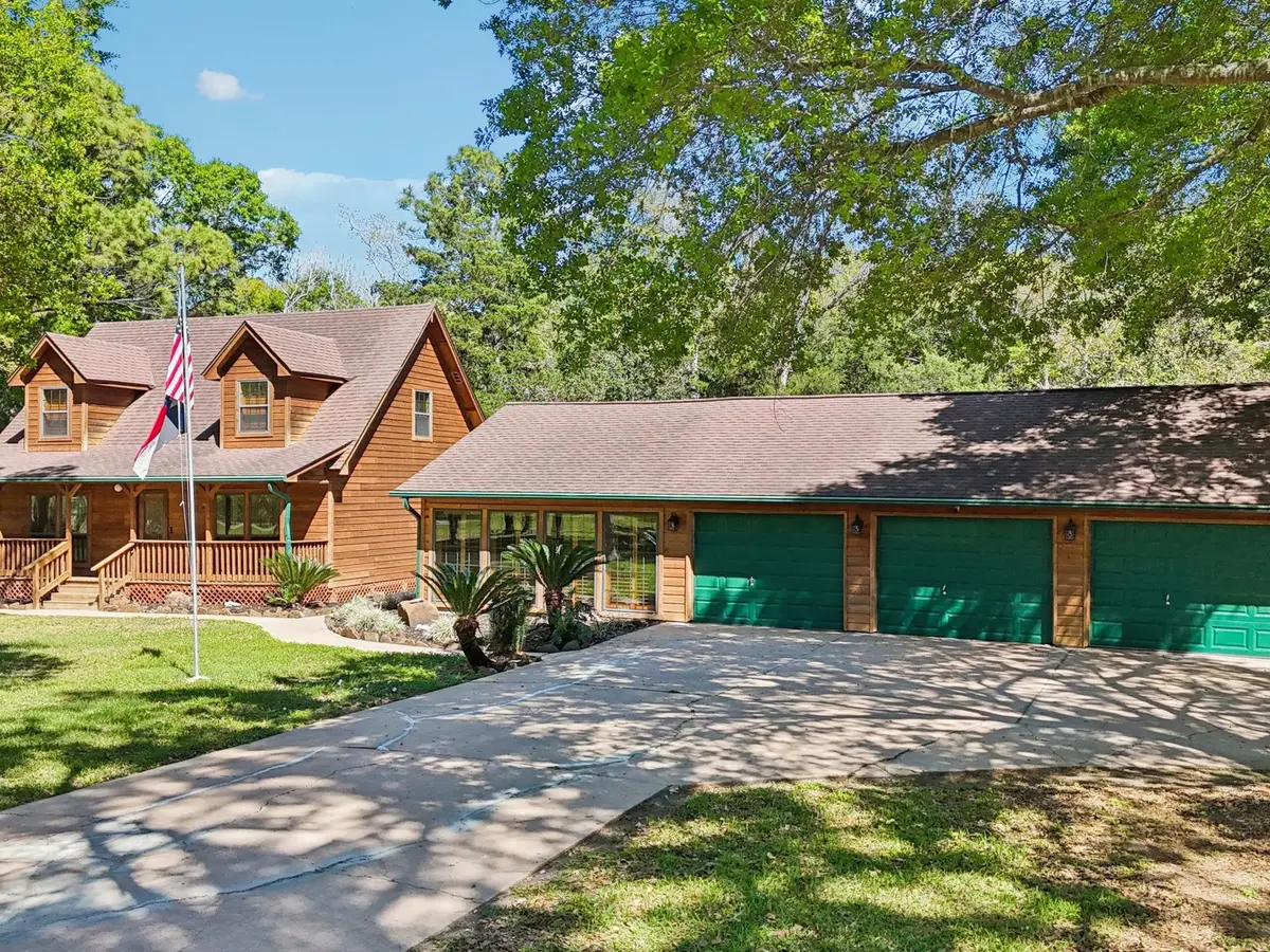 101-1/2 Avenue J, Dickinson, TX 77539 - #1