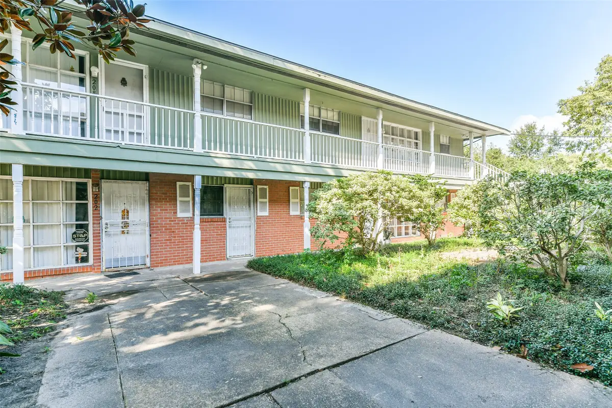 5542 Holly Street #209, Houston, TX 77081 - Image #1