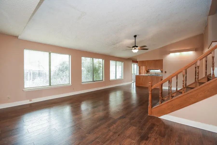 6302 Amie Lane, Pearland, TX 77584 - Image #3