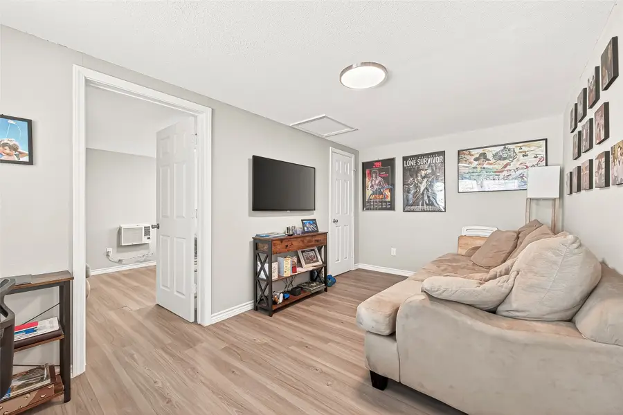 1401 5th Street, Rosenberg, TX 77471 - #2