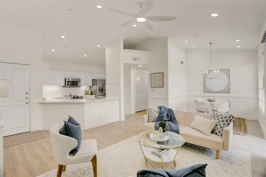 2111 Welch Street #A331, Houston, TX 77019 - #3