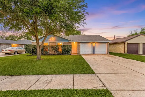 2781 Glen Haven Drive, League City, TX 77573