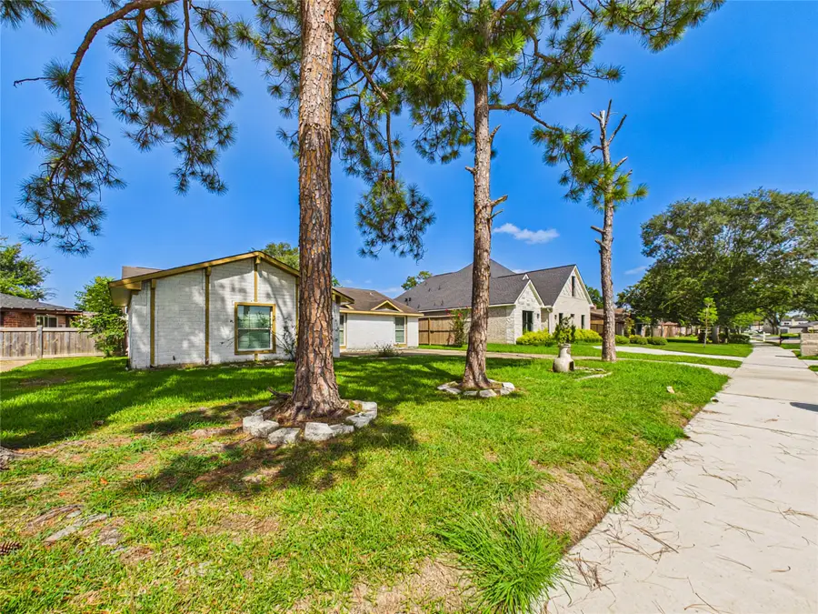 11419 Blackhawk Boulevard, Houston, TX 77089 - #3