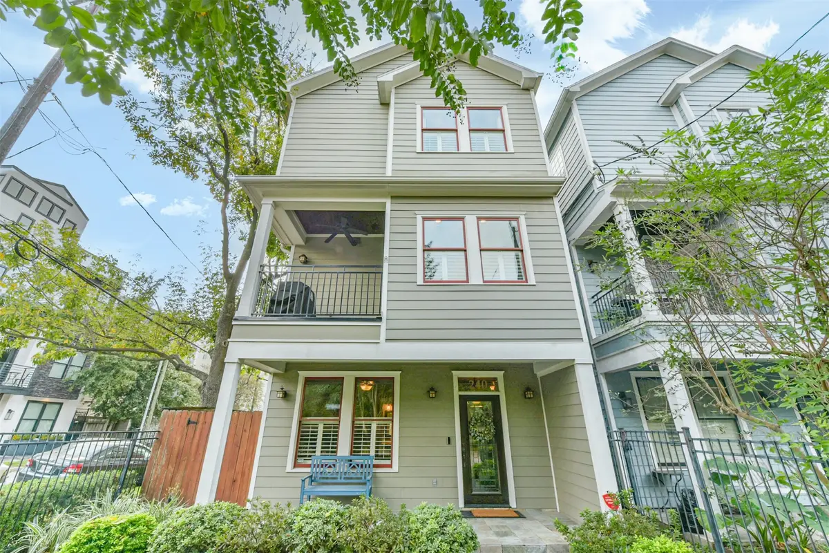 240 E Woodland Street, Houston, TX 77009 - #1