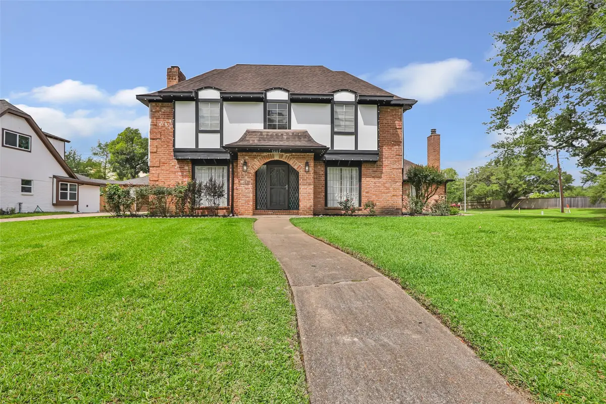 3602 Ridgeview Drive, Missouri City, TX 77459 - #1