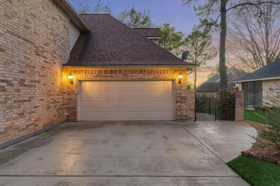147 Sunnyvale W, Montgomery, TX 77356 - #2