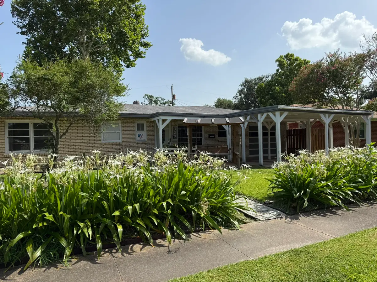 427 22nd Avenue N, Texas City, TX 77590 - #1