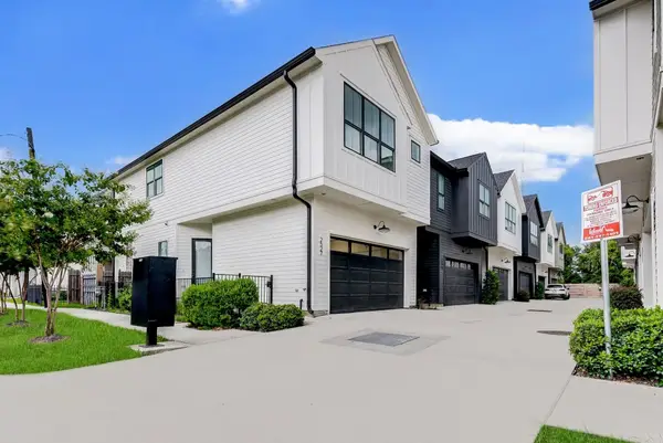 3512 Oak Forest Grove Drive, Houston, TX 77018