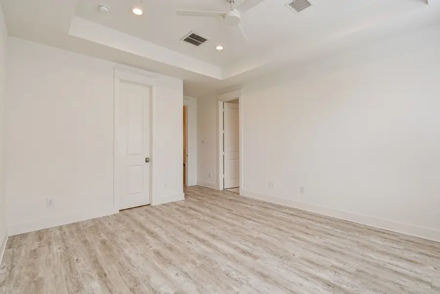 3512 Oak Forest Grove Drive, Houston, TX 77018 - #3