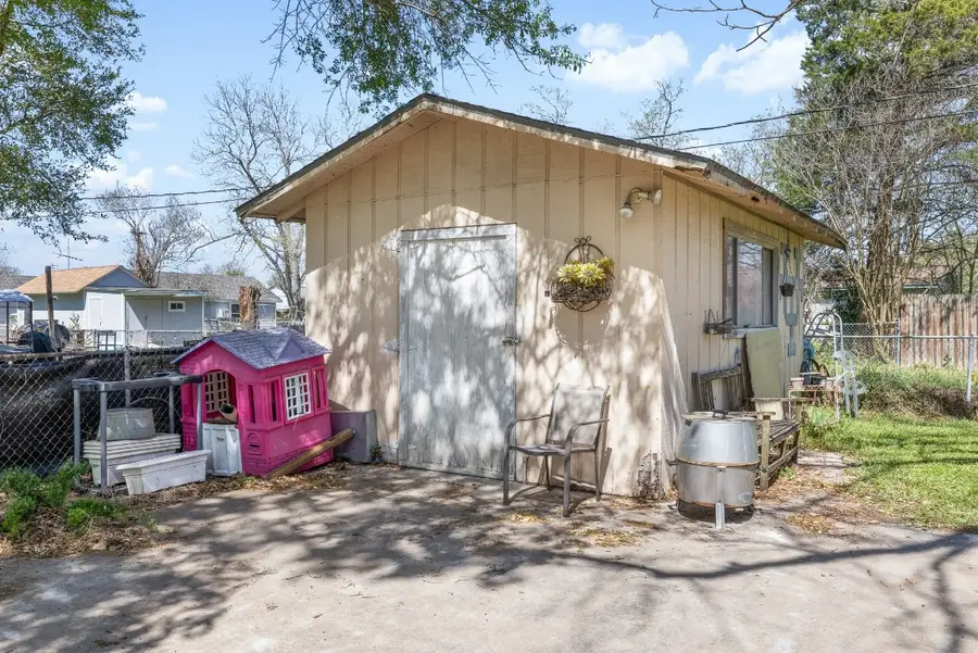 1326 Kathy Avenue, Sealy, TX 77474 - #3