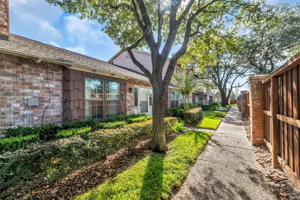 2970 Gessner Road, Houston, TX 77080
