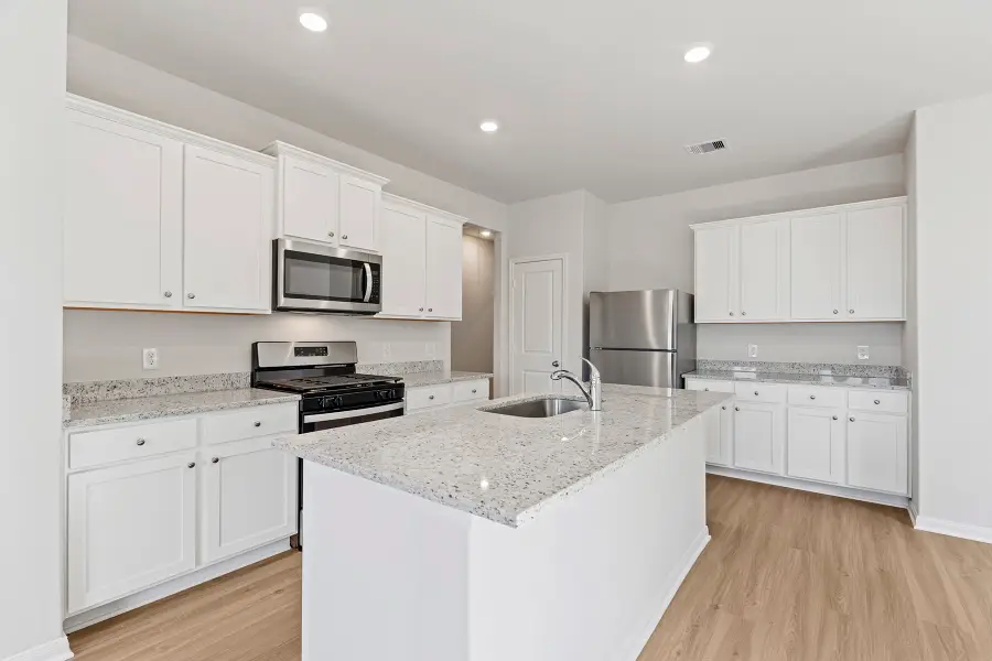 8911 New Jade Drive, Iowa Colony, TX 77583 - Image #3