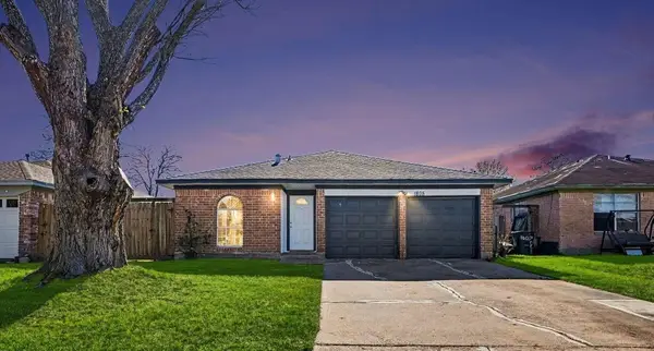 1805 Chickadee Drive, League City, TX 77573