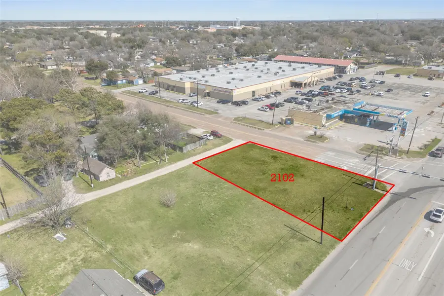2102 Texas Avenue, Texas City, TX 77590 - #3