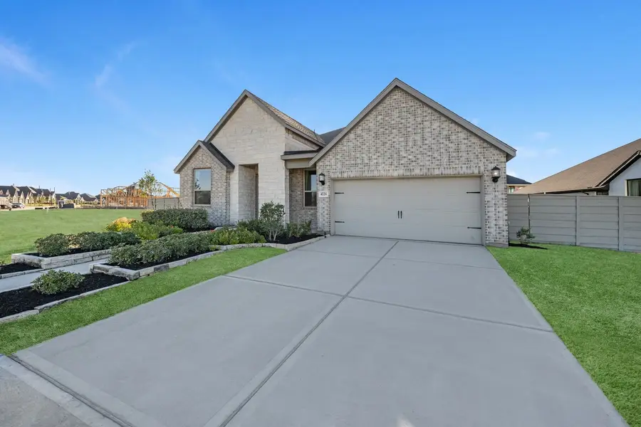 4726 Mulberry Shrubs Lane, Manvel, TX 77578 - Image #2