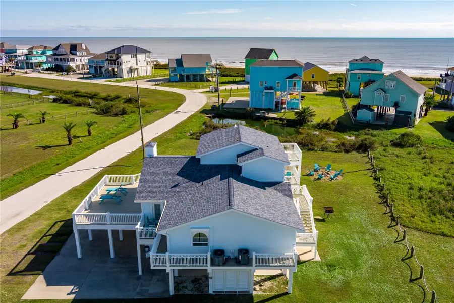 920 Copacabana Drive, Port Bolivar, TX 77650 - #2