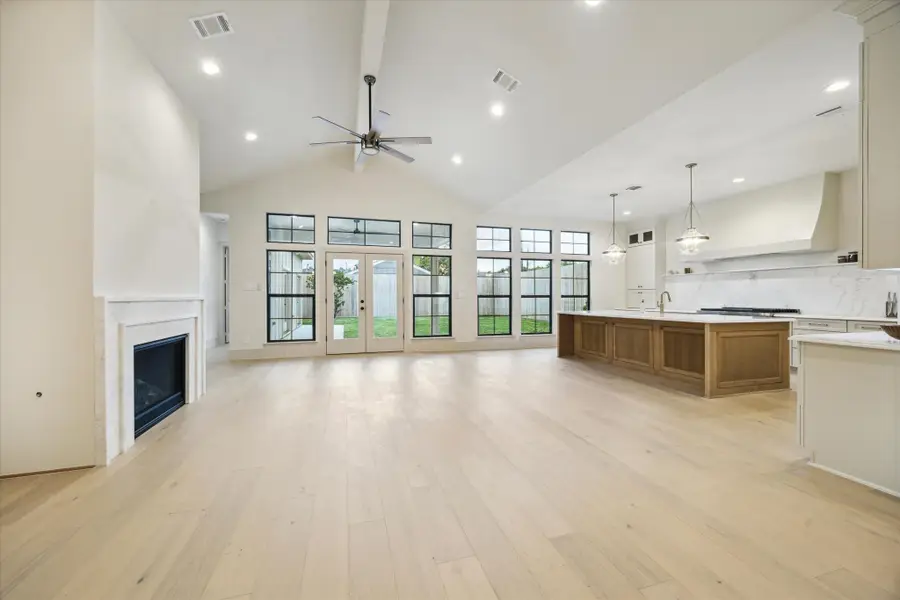 1031 Nashua Street, Houston, TX 77008 - Image #2