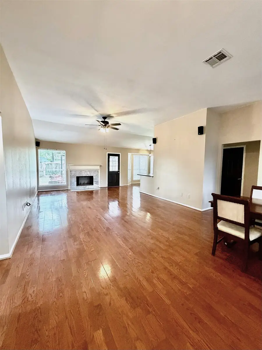 9919 Glenkirk Drive, Houston, TX 77089 - #2