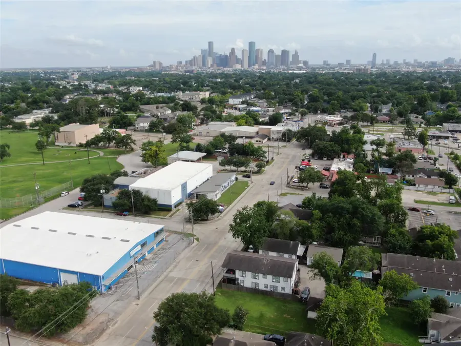 1611 Airline Drive, Houston, TX 77009 - #2