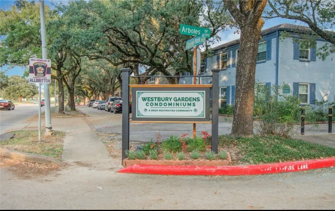 11609 Chimney Rock Apt Road #B, Houston, TX 77035 - #1