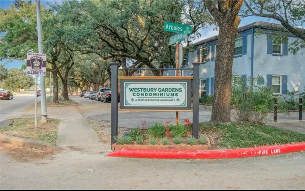 11609 Chimney Rock Apt Road #B, Houston, TX 77035