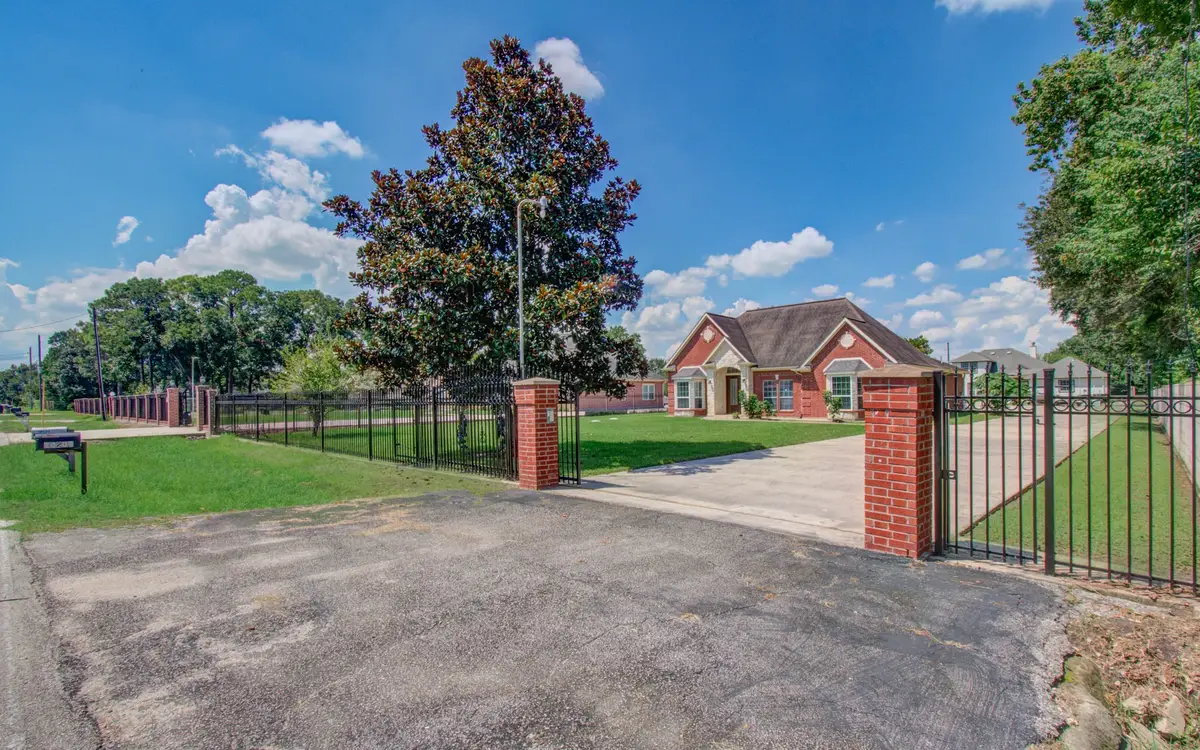 10202 Brighton Lane, Houston, TX 77031 - Image #1