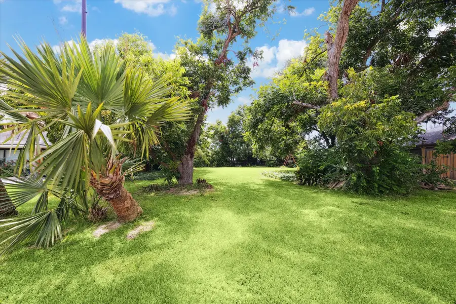 8606 Linkpass Lane, Houston, TX 77025 - Image #3