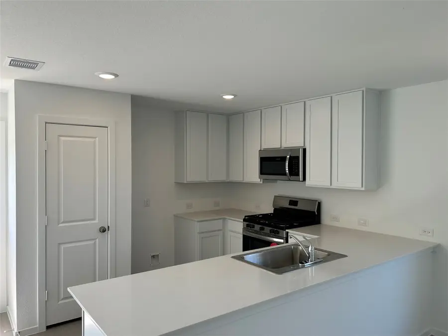 9018 Song Sparrow Way, Baytown, TX 77521 - Image #2